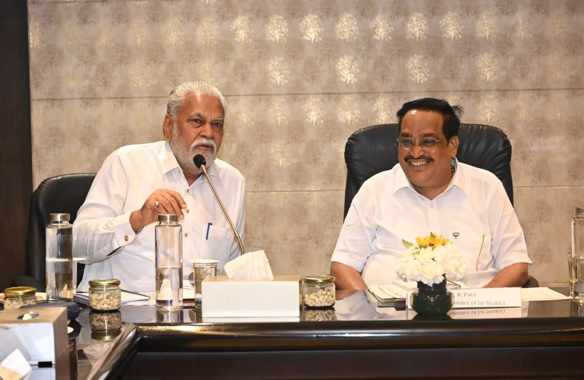 गुजरात में जल जीवन मिशन के बेहतर संचालन के लिए सांसदों के सुझावों पर होगा काम